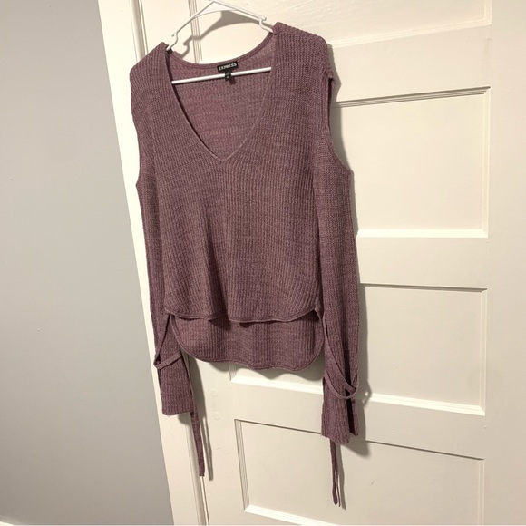 Express Cold Shoulder V-neck Bell Sleeve Sweater, Size XS, Color Purple - Picture 14 of 14